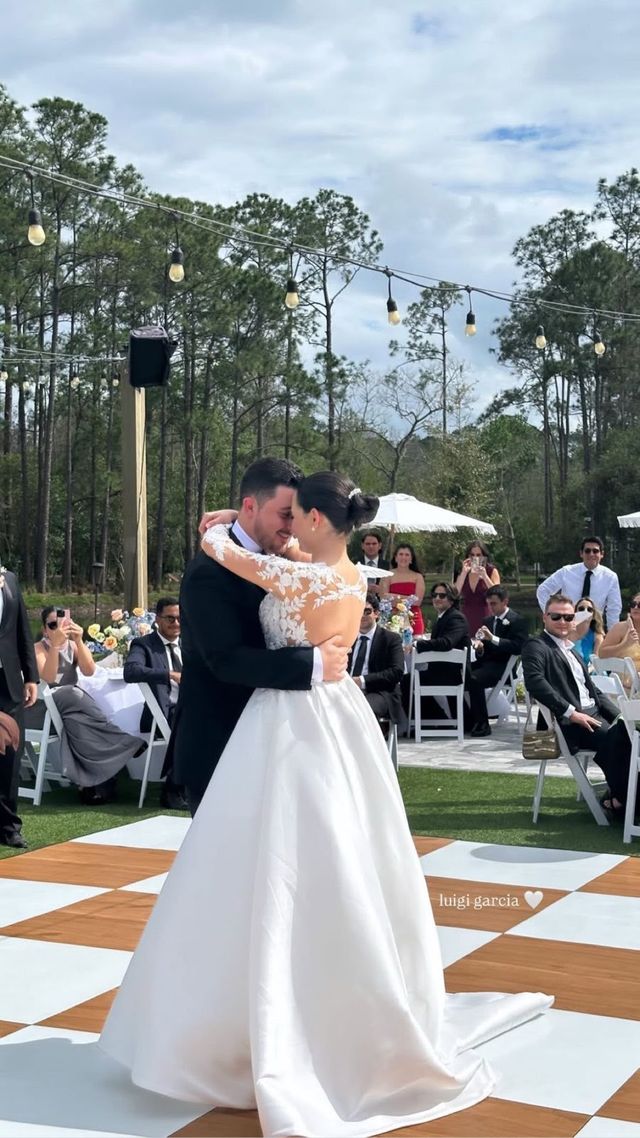 Featured photo from Mariangelica & Francisco