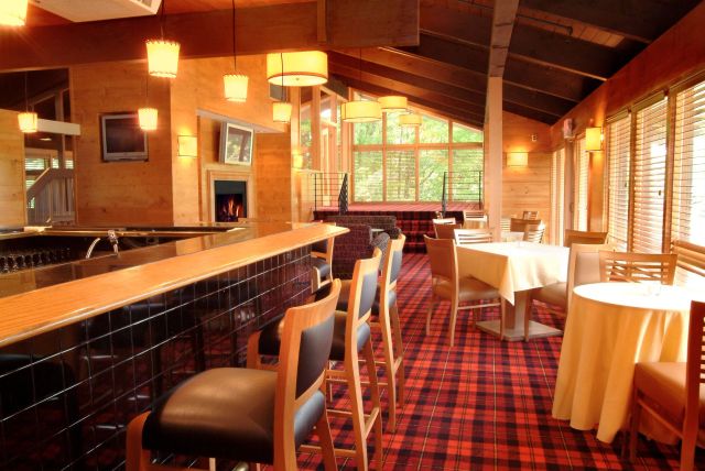 Featured photo from Bogey Bar