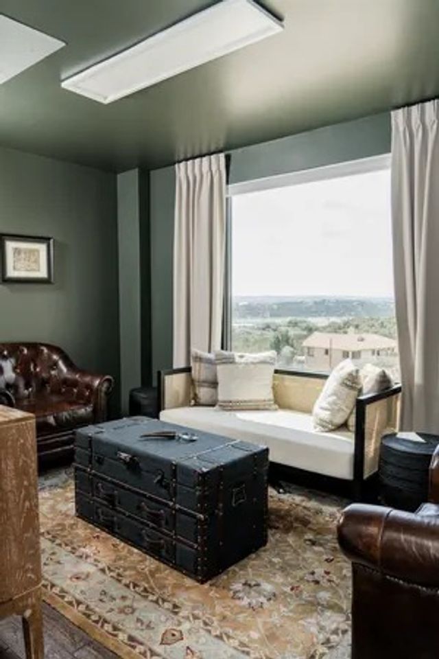 Featured photo from Secondary Private Suite