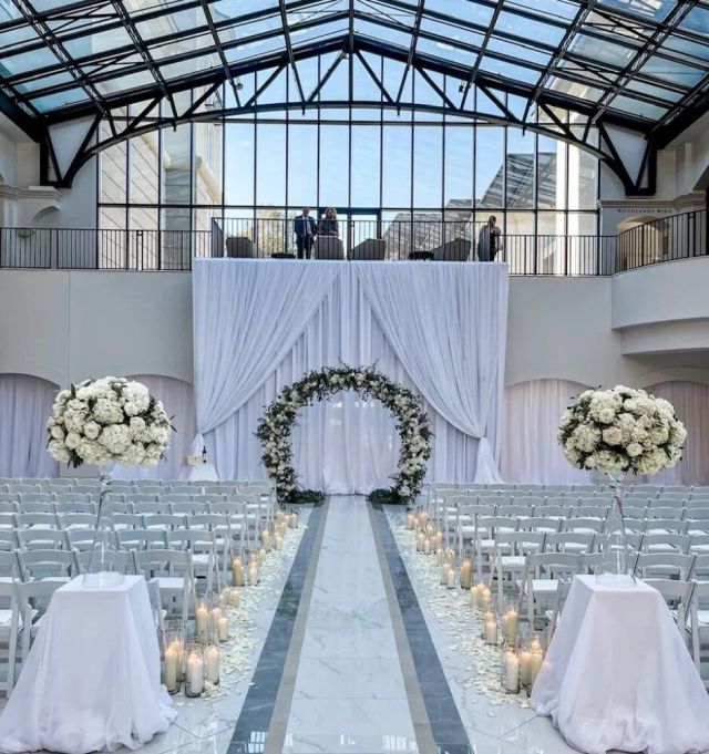 Featured photo from Glasstop Atrium