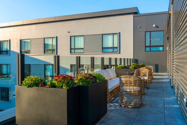 Featured photo from Envio Terrace