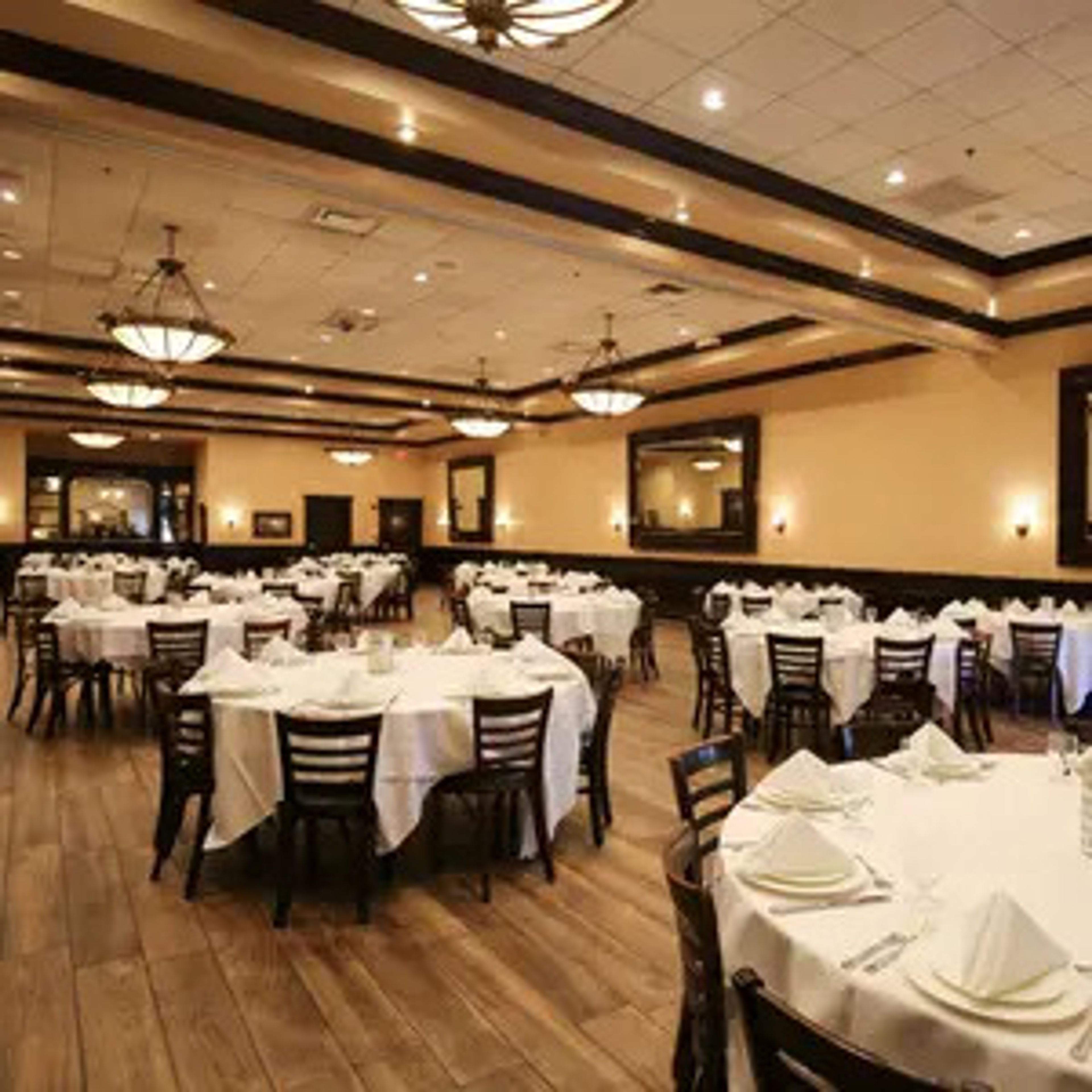 Ballroom, an event space at Maggiano's Little Italy - Cumberland